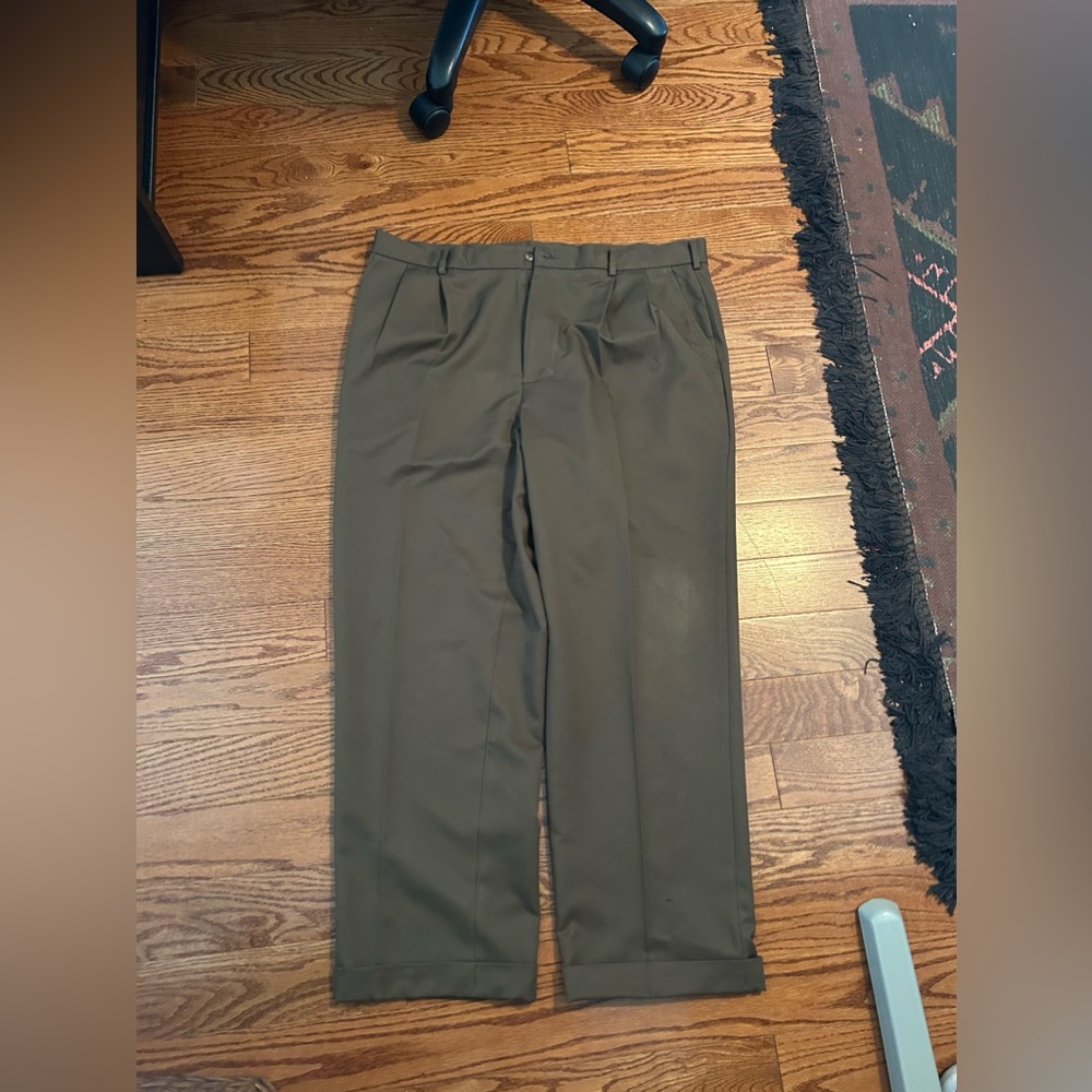 Men’s Van Huesen Dress Pants - 38/30